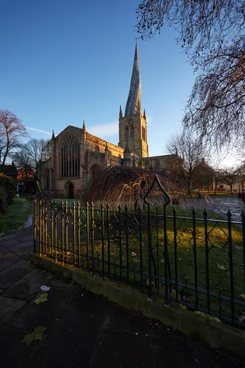 Church of St Mary and All Saints railings.jpg